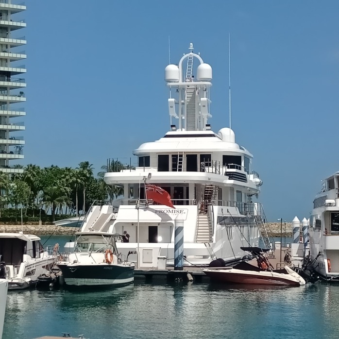 La Vie Superyacht - Tecnomar Evo 120  
